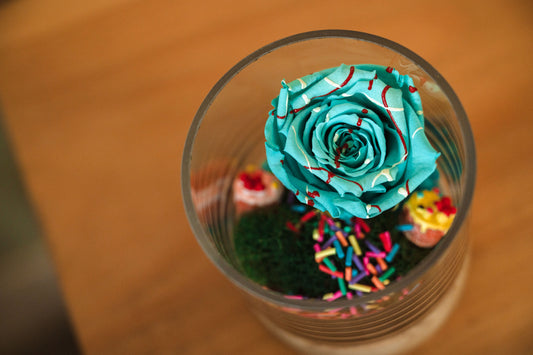 Rose éternelle cup cake| Collection Bouquets gourmands